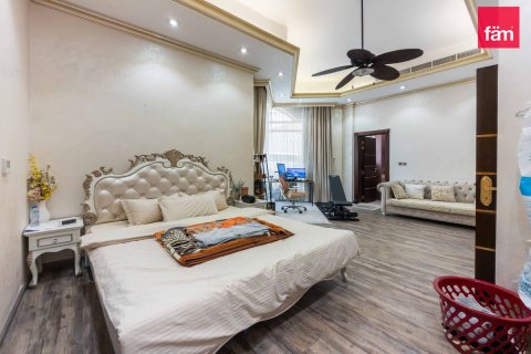 فيلا في دبي 5 غرف نوم , 1393.5 م² رقم 137571 - صورة 12