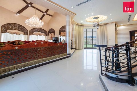 فيلا في دبي 5 غرف نوم , 1393.5 م² رقم 137571 - صورة 4