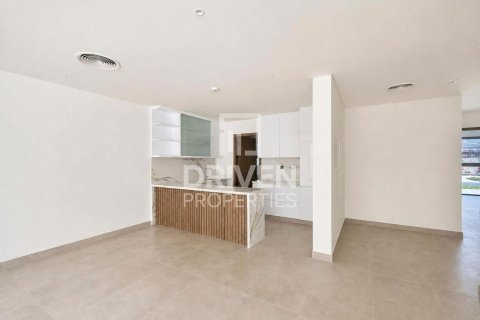 Villa in Dubai Land, Dubai 5 bedrooms, 325.25 sq.m. № 129719