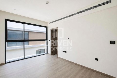 Villa à Dubai Land, Dubai, 5 chambres, 325.25 m², № 129719 - photo 10