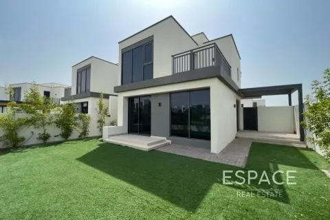 Villa à Dubai Hills Estate, Dubai, 4 chambres, 230 m², № 122763