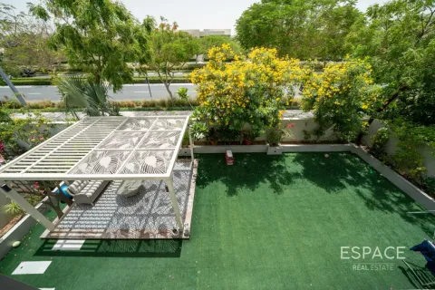 Villa à Dubai Hills Estate, Dubai, 4 chambres, 358 m², № 122767 - photo 16