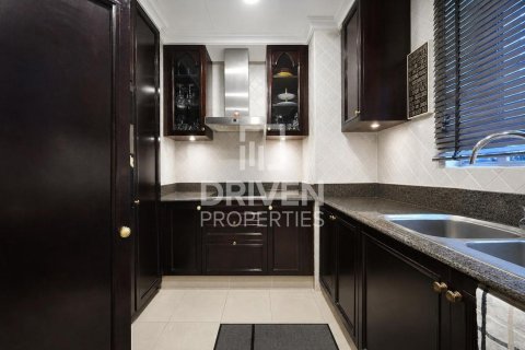 Apartment in Downtown Dubai (Downtown Burj Dubai), Dubai 2 bedrooms, 171.78 sq.m. № 138516 - photo 10