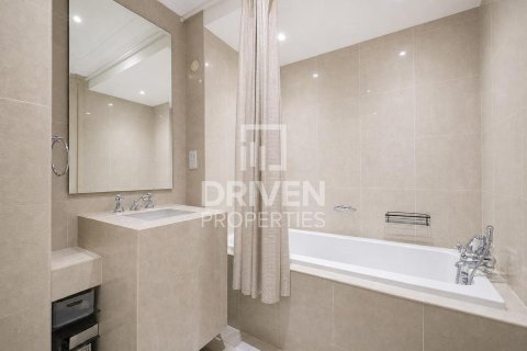 Apartment in Downtown Dubai (Downtown Burj Dubai), Dubai 2 bedrooms, 171.78 sq.m. № 138516 - photo 13