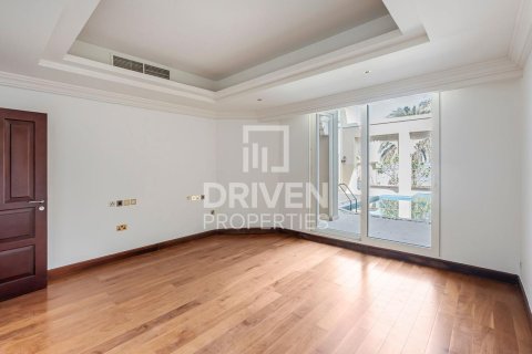 Купить виллу в The Crescent, Пальма Джумейра, Дубай: 4 спальни, 564.57м², № 138585 - фото 9