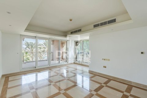 Купить виллу в The Crescent, Пальма Джумейра, Дубай: 4 спальни, 564.57м², № 138585 - фото 11