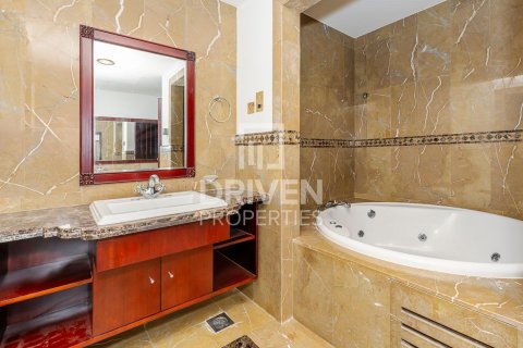 Купить виллу в The Crescent, Пальма Джумейра, Дубай: 4 спальни, 564.57м², № 138585 - фото 23