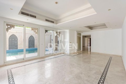 Купить виллу в The Crescent, Пальма Джумейра, Дубай: 4 спальни, 564.57м², № 138585 - фото 5