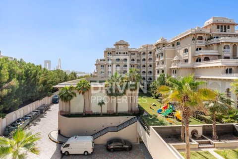 Купить виллу в The Crescent, Пальма Джумейра, Дубай: 4 спальни, 564.57м², № 138585 - фото 27