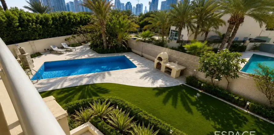 Villa en Meadows 1, Meadows, Dubai, 5 dormitorios, 325 m², № 122658