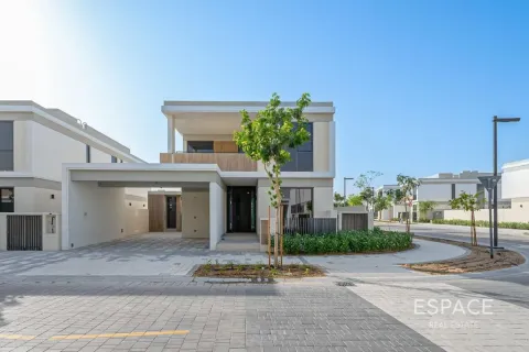 Villa in Tilal Al Ghaf, Dubai 4 bedrooms, 373 sq.m. № 122659