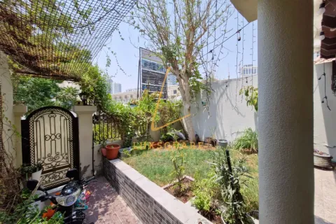 Villa à Jumeirah Village Circle, Dubai, 3 chambres, 137 m², № 69204 - photo 2