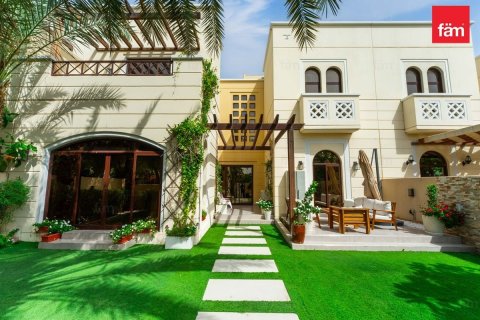 Adosado en Dubai, 4 dormitorios, 311.5 m², № 109878 - foto 19