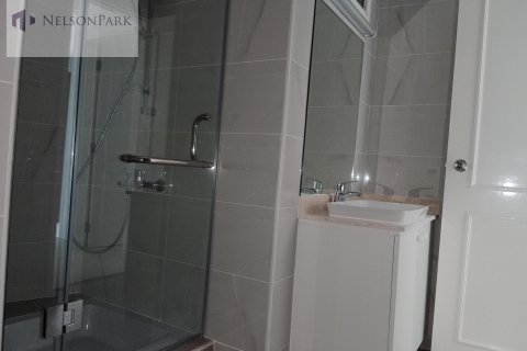 Villa in Sheikh Zayed Road, Dubai 4 bedrooms, 297.3 sq.m. № 8634 - photo 12