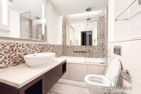 Apartment in Downtown Dubai (Downtown Burj Dubai), Dubai 1 bedroom, 90 sq.m. № 137425 - photo 14