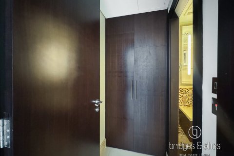 Apartment in Downtown Dubai (Downtown Burj Dubai), Dubai 1 bedroom, 90 sq.m. № 137425 - photo 13