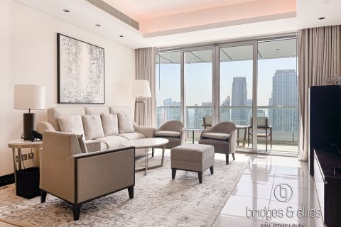Apartment in Downtown Dubai (Downtown Burj Dubai), Dubai 1 bedroom, 90 sq.m. № 137425 - photo 2