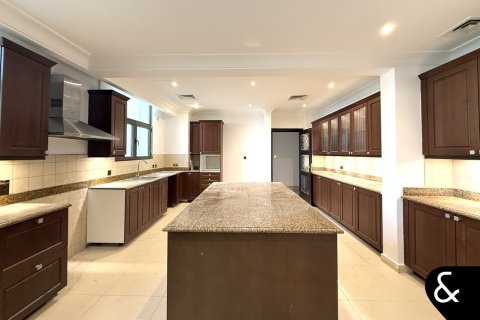 Villa à Palm Jumeirah, Dubai, 6 chambres, 465 m², № 91529 - photo 27