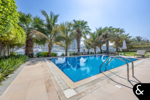 Villa à Palm Jumeirah, Dubai, 6 chambres, 465 m², № 91529 - photo 6