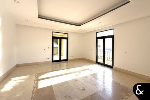 Villa à Palm Jumeirah, Dubai, 6 chambres, 465 m², № 91529 - photo 23