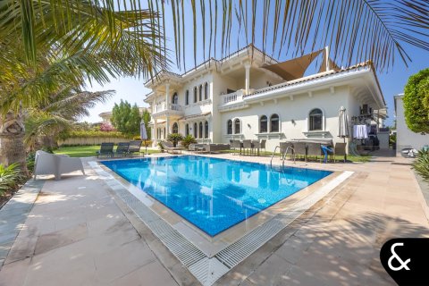 Villa in Palm Jumeirah, Dubai 6 bedrooms, 465 sq.m. № 91529