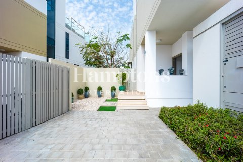Maison de ville à Golf Grove, Dubai Hills Estate, Dubai, 3 chambres, 295.93971941 m², № 123231 - photo 16