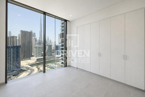 Apartamento en Business Bay, Dubai, 3 dormitorios, 179.95 m², № 134206 - foto 3