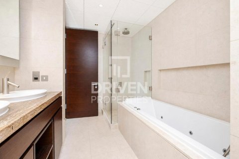 Apartamento en Downtown Dubai (Downtown Burj Dubai), Dubai, 2 dormitorios, 159.42 m², № 140237 - foto 19