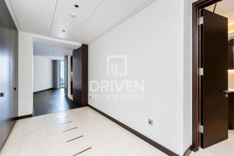 Apartamento en Downtown Dubai (Downtown Burj Dubai), Dubai, 2 dormitorios, 159.42 m², № 140237 - foto 13