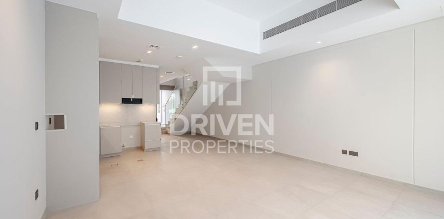 Townhouse in Mohammed Bin Rashid City, Dubai 2 bedrooms, 131.09 sq.m. № 140233