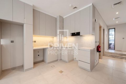 Townhouse in Mohammed Bin Rashid City, Dubai 2 bedrooms, 131.09 sq.m. № 140233 - photo 2