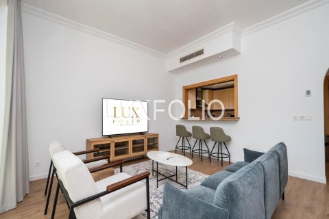 Снять в аренду квартиру в Shoreline Apartments, Пальма Джумейра, Дубай: 2 спальни, 145м², № 46255 - фото 9