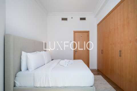 Снять в аренду квартиру в Shoreline Apartments, Пальма Джумейра, Дубай: 2 спальни, 145м², № 46255 - фото 6