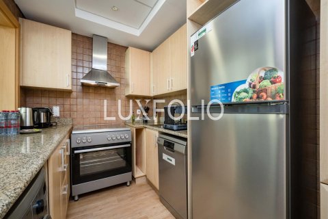 Снять в аренду квартиру в Shoreline Apartments, Пальма Джумейра, Дубай: 2 спальни, 145м², № 46255 - фото 15