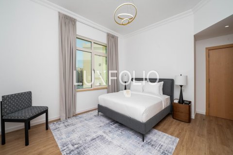 Снять в аренду квартиру в Shoreline Apartments, Пальма Джумейра, Дубай: 2 спальни, 145м², № 46255 - фото 3