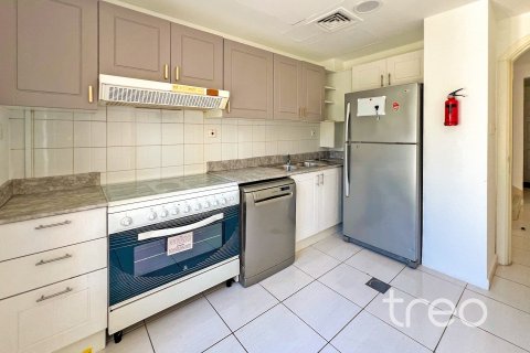 Villa in The Springs, Dubai 2 bedrooms, 270.25 sq.m. № 123662 - photo 5