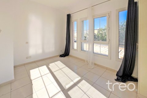 Villa in The Springs, Dubai 2 bedrooms, 270.25 sq.m. № 123662 - photo 8
