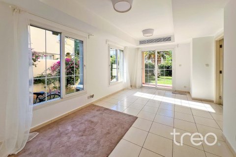 Villa in The Springs, Dubai 2 bedrooms, 270.25 sq.m. № 123662 - photo 2