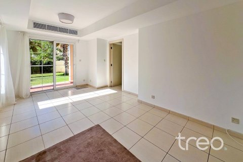 Villa in The Springs, Dubai 2 bedrooms, 270.25 sq.m. № 123662 - photo 3