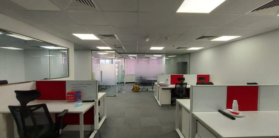 Office in Dubai 117.1 sq.m. № 114967
