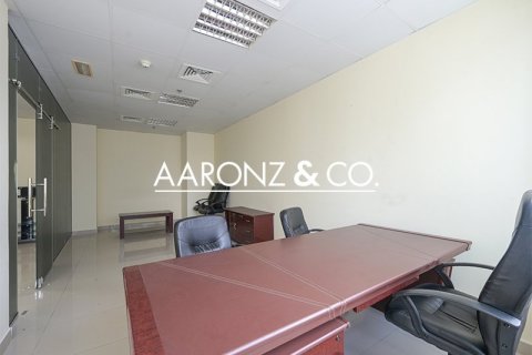 Oficina en Business Bay, Dubai, 87 m², № 95256 - foto 4