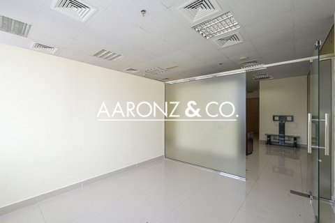 Oficina en Business Bay, Dubai, 87 m², № 95256 - foto 2