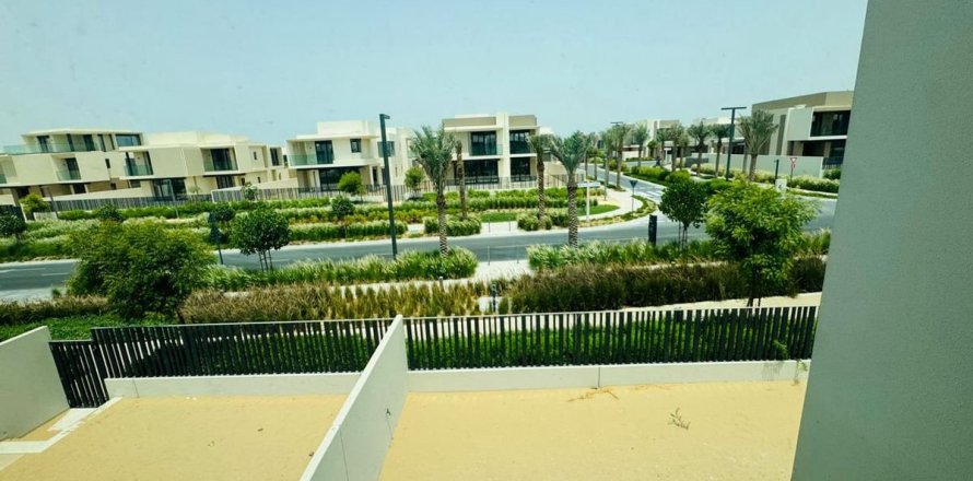 Villa in Jebel Ali, Dubai 4 bedrooms, 342.9 sq.m. № 139389
