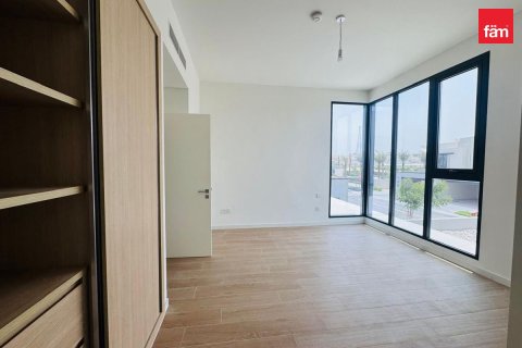 Villa in Jebel Ali, Dubai 4 bedrooms, 342.9 sq.m. № 139389 - photo 6