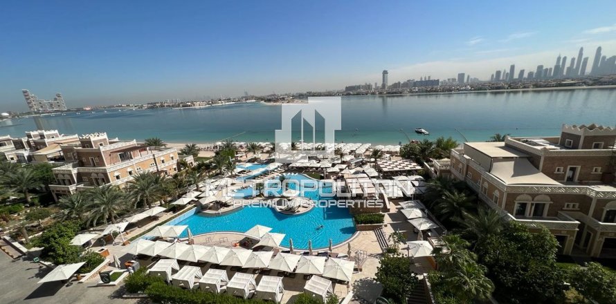 Appartement à Palm Jumeirah, Dubai, 3 chambres, 220 m², № 72656