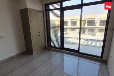 Townhouse in Dubai 4 bedrooms, 180 sq.m. № 139258 - photo 5