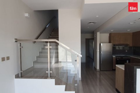 Townhouse in Dubai 4 bedrooms, 180 sq.m. № 139258 - photo 3