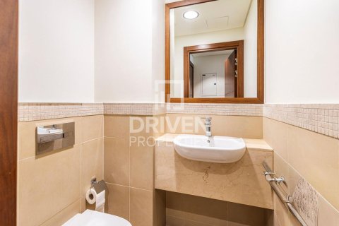 Снять в аренду квартиру в Burj Vista, Даунтаун Дубай (Даунтаун Бурдж Дубай), Дубай: 1 спальня, 77.3м², № 128314 - фото 12