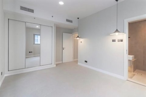 Apartment in Dubai Marina, Dubai 2 bedrooms, 122 sq.m. № 105710