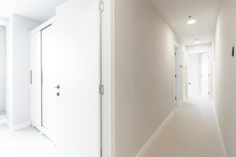 Apartment in Dubai Marina, Dubai 2 bedrooms, 122 sq.m. № 105710 - photo 10